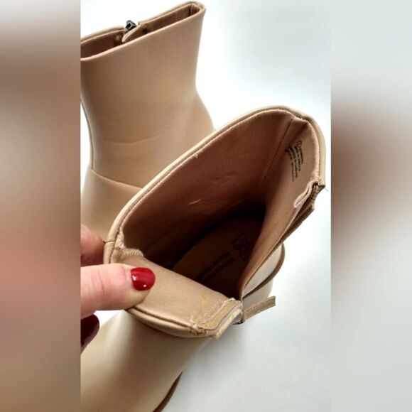 Time and Tru Women's Chunky Heel Ankle Boots SZ 7 - Picture 13 of 16